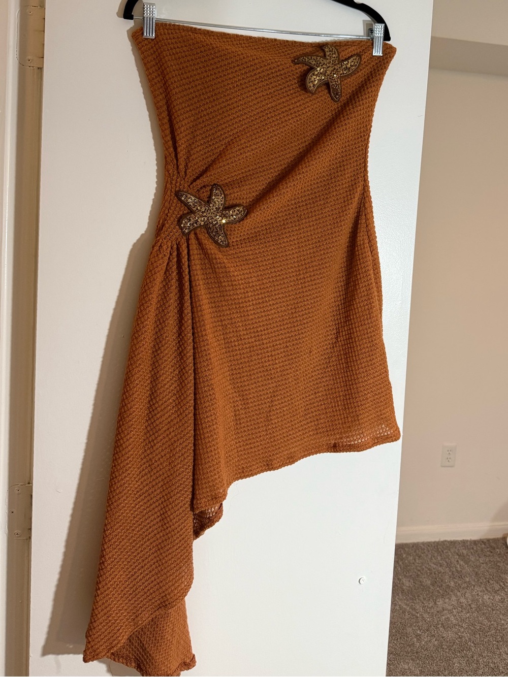 Waffle-Knit Asymmetric Rust Dress with Embellished Star / Starfish